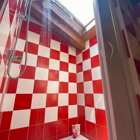 Beata Rose Apartamento Colico